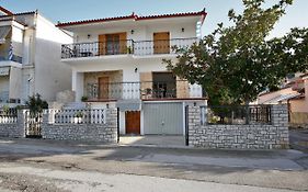 Litsa'S House